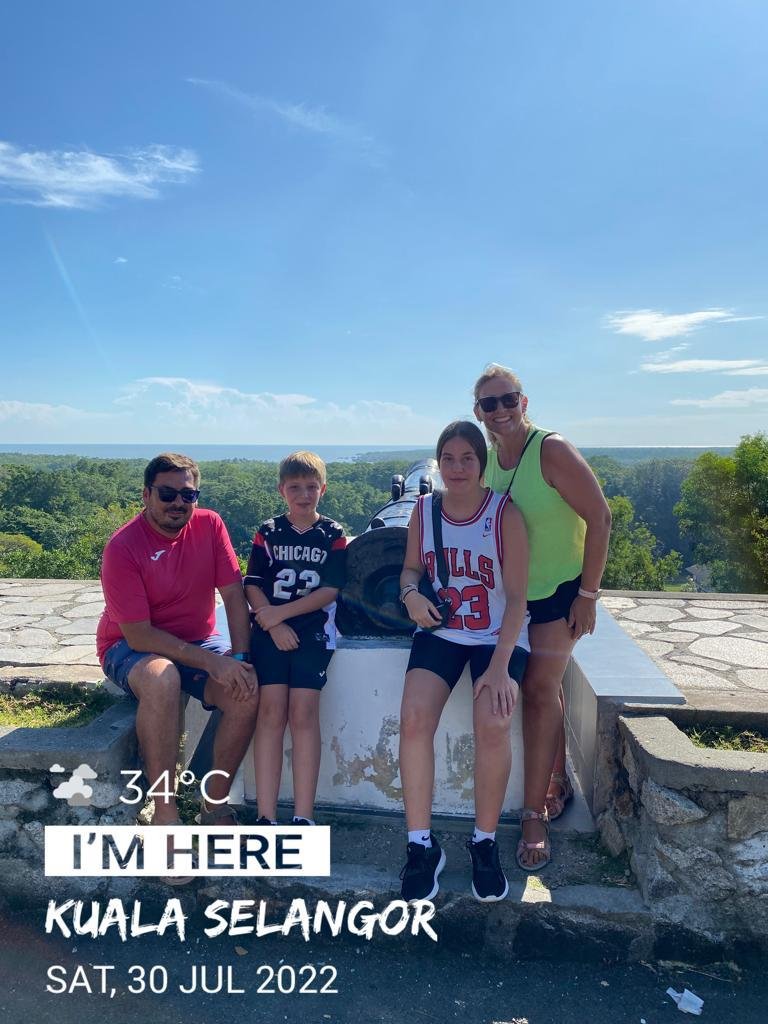 Bukit Melawati Silver Leaf Monkey feeding 
