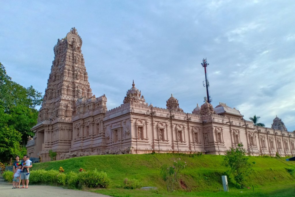 sri shakti hindu temple at bukit rotan kuala selangor fireflies