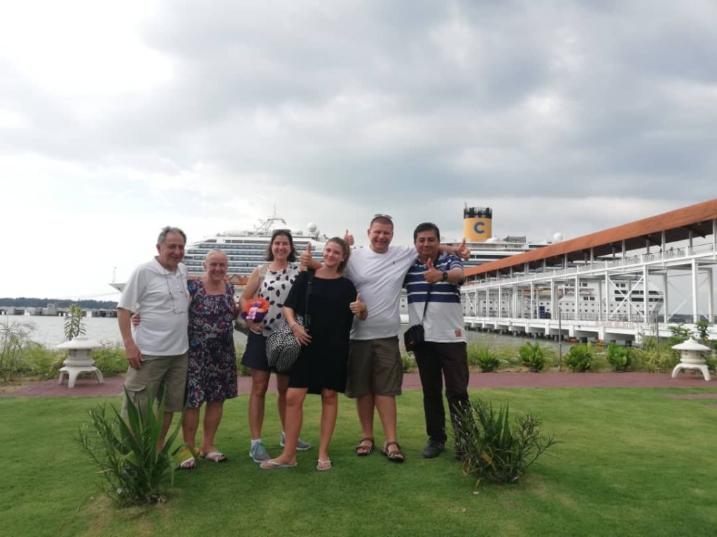 at Port Klang Cruise Terminal Taxi 